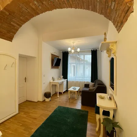 Appartamento Casa Lais Braşov Esterno foto