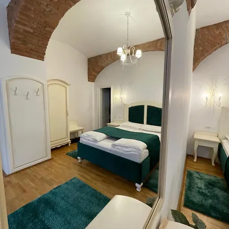 Appartamento Casa Lais Braşov Esterno foto