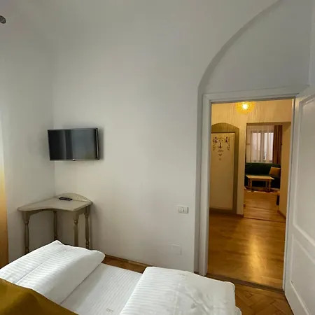 Appartamento Casa Lais Braşov Esterno foto